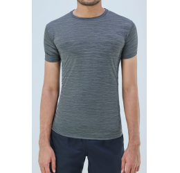 CAMISETA MANGA CURTA FITNESS SLIM CINZA CHUMBO - OGOCHI (0036)