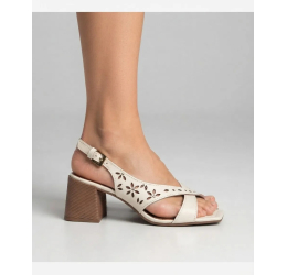 SANDÁLIA FEMININA EM COURO SALTO BLOCO T9741 CREME - TANARA
